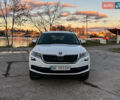 Шкода Kodiaq 2021 у Миколаєві на Automoto.ua Білий Шкода Kodiaq, об'ємом двигуна 1.97 л та пробігом 174 тис. км за 31600 $, фото 2 на Automoto.ua
