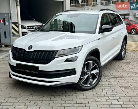 Белый Шкода Kodiaq, объемом двигателя 1.98 л и пробегом 70 тыс. км за 33900 $, фото 6 на Automoto.ua