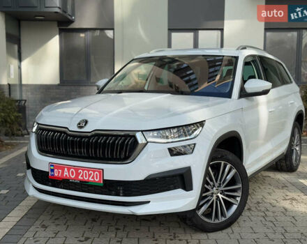 Белый Шкода Kodiaq, объемом двигателя 2 л и пробегом 199 тыс. км за 31000 $, фото 6 на Automoto.ua