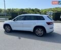 Белый Шкода Kodiaq, объемом двигателя 1.98 л и пробегом 104 тыс. км за 35300 $, фото 10 на Automoto.ua