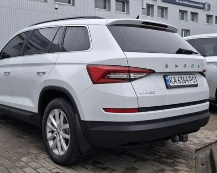 Білий Шкода Kodiaq, об'ємом двигуна 2 л та пробігом 242 тис. км за 22000 $, фото 2 на Automoto.ua