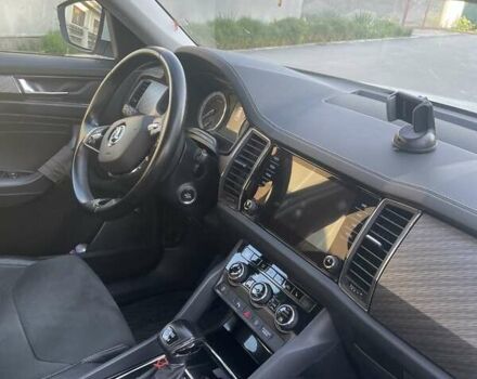 Белый Шкода Kodiaq, объемом двигателя 2 л и пробегом 78 тыс. км за 33999 $, фото 3 на Automoto.ua