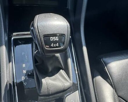 Белый Шкода Kodiaq, объемом двигателя 1.98 л и пробегом 104 тыс. км за 35300 $, фото 44 на Automoto.ua