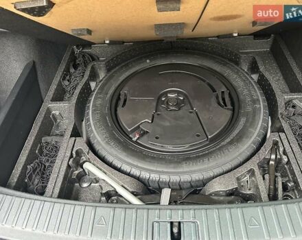 Белый Шкода Kodiaq, объемом двигателя 1.98 л и пробегом 70 тыс. км за 33900 $, фото 59 на Automoto.ua