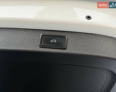 Білий Шкода Kodiaq, об'ємом двигуна 1.98 л та пробігом 197 тис. км за 22999 $, фото 35 на Automoto.ua