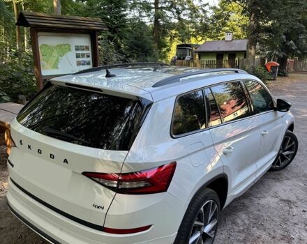 Білий Шкода Kodiaq, об'ємом двигуна 2 л та пробігом 30 тис. км за 7700 $, фото 4 на Automoto.ua