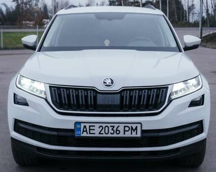 Білий Шкода Kodiaq, об'ємом двигуна 1.98 л та пробігом 100 тис. км за 34000 $, фото 3 на Automoto.ua