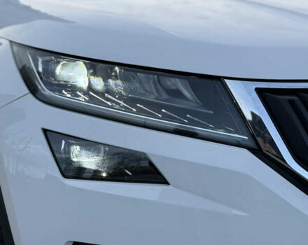 Білий Шкода Kodiaq, об'ємом двигуна 1.98 л та пробігом 197 тис. км за 22999 $, фото 10 на Automoto.ua