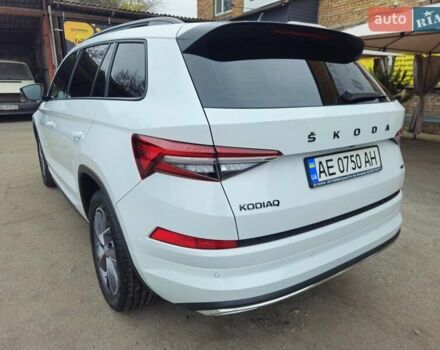 Белый Шкода Kodiaq, объемом двигателя 1.98 л и пробегом 44 тыс. км за 39000 $, фото 3 на Automoto.ua