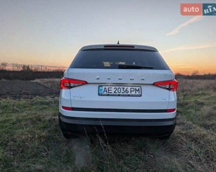 Белый Шкода Kodiaq, объемом двигателя 1.98 л и пробегом 100 тыс. км за 34000 $, фото 30 на Automoto.ua