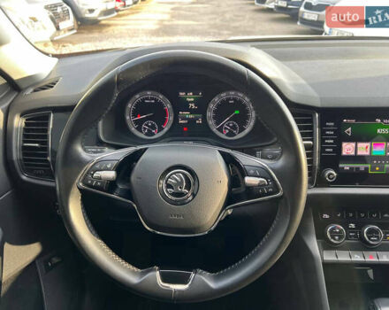 Білий Шкода Kodiaq, об'ємом двигуна 2 л та пробігом 242 тис. км за 23500 $, фото 10 на Automoto.ua