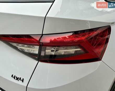 Белый Шкода Kodiaq, объемом двигателя 1.98 л и пробегом 70 тыс. км за 33900 $, фото 25 на Automoto.ua