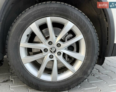 Білий Шкода Kodiaq, об'ємом двигуна 1.98 л та пробігом 197 тис. км за 22999 $, фото 25 на Automoto.ua