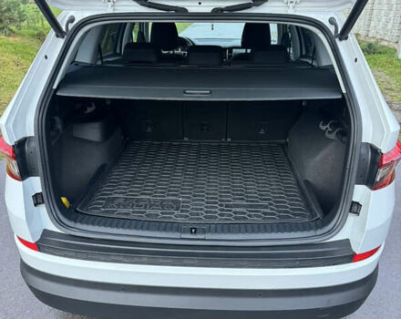Білий Шкода Kodiaq, об'ємом двигуна 1.98 л та пробігом 192 тис. км за 25500 $, фото 16 на Automoto.ua