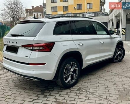 Білий Шкода Kodiaq, об'ємом двигуна 1.98 л та пробігом 70 тис. км за 33700 $, фото 1 на Automoto.ua