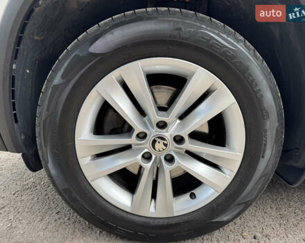 Белый Шкода Kodiaq, объемом двигателя 2 л и пробегом 94 тыс. км за 33900 $, фото 30 на Automoto.ua