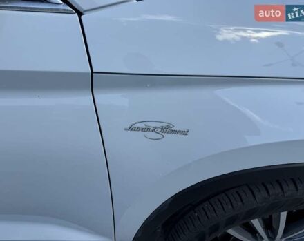Белый Шкода Kodiaq, объемом двигателя 1.98 л и пробегом 104 тыс. км за 35300 $, фото 5 на Automoto.ua