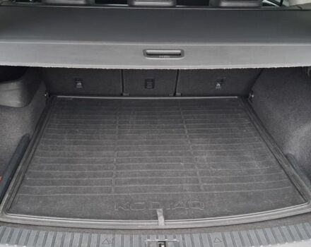 Білий Шкода Kodiaq, об'ємом двигуна 2 л та пробігом 242 тис. км за 22000 $, фото 9 на Automoto.ua