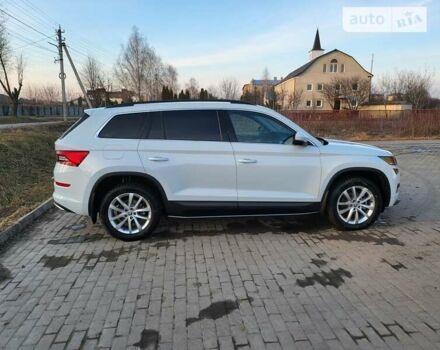 Белый Шкода Kodiaq, объемом двигателя 1.97 л и пробегом 19 тыс. км за 44000 $, фото 11 на Automoto.ua