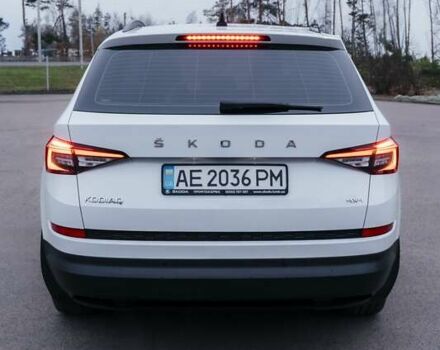 Білий Шкода Kodiaq, об'ємом двигуна 1.98 л та пробігом 100 тис. км за 34000 $, фото 15 на Automoto.ua