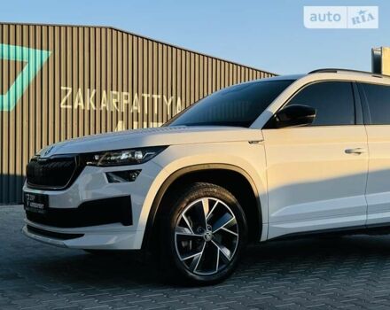 Білий Шкода Kodiaq, об'ємом двигуна 2 л та пробігом 70 тис. км за 41000 $, фото 67 на Automoto.ua