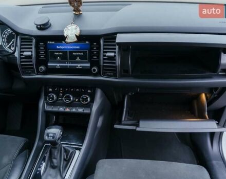 Білий Шкода Kodiaq, об'ємом двигуна 1.98 л та пробігом 100 тис. км за 34000 $, фото 40 на Automoto.ua