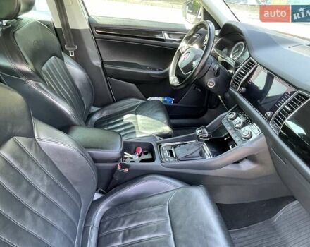 Белый Шкода Kodiaq, объемом двигателя 1.98 л и пробегом 106 тыс. км за 33500 $, фото 26 на Automoto.ua