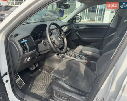 Белый Шкода Kodiaq, объемом двигателя 1.97 л и пробегом 26 тыс. км за 37900 $, фото 7 на Automoto.ua