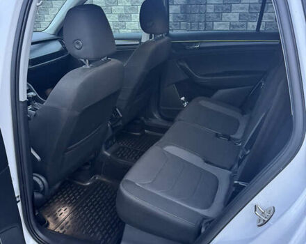 Білий Шкода Kodiaq, об'ємом двигуна 1.98 л та пробігом 192 тис. км за 25500 $, фото 9 на Automoto.ua