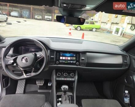 Белый Шкода Kodiaq, объемом двигателя 1.98 л и пробегом 44 тыс. км за 39000 $, фото 19 на Automoto.ua