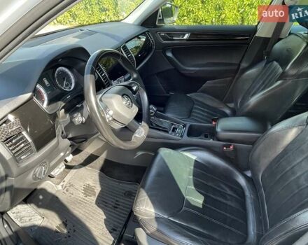Белый Шкода Kodiaq, объемом двигателя 1.98 л и пробегом 106 тыс. км за 33500 $, фото 12 на Automoto.ua