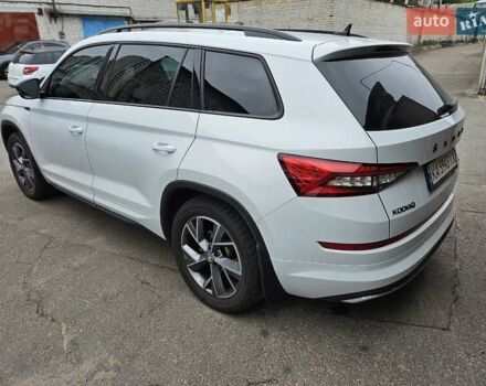 Белый Шкода Kodiaq, объемом двигателя 1.98 л и пробегом 84 тыс. км за 34000 $, фото 2 на Automoto.ua