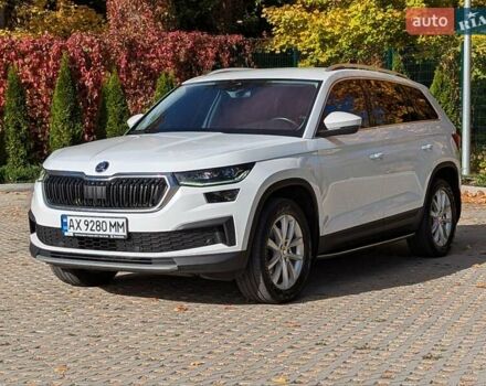 Белый Шкода Kodiaq, объемом двигателя 1.97 л и пробегом 80 тыс. км за 37500 $, фото 6 на Automoto.ua
