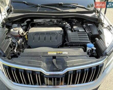 Білий Шкода Kodiaq, об'ємом двигуна 1.98 л та пробігом 106 тис. км за 34999 $, фото 34 на Automoto.ua