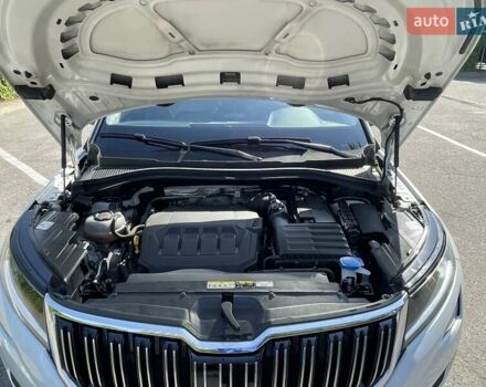 Білий Шкода Kodiaq, об'ємом двигуна 1.98 л та пробігом 106 тис. км за 34999 $, фото 37 на Automoto.ua