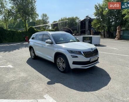Білий Шкода Kodiaq, об'ємом двигуна 1.98 л та пробігом 106 тис. км за 34999 $, фото 3 на Automoto.ua