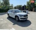 Белый Шкода Kodiaq, объемом двигателя 1.98 л и пробегом 106 тыс. км за 33500 $, фото 3 на Automoto.ua