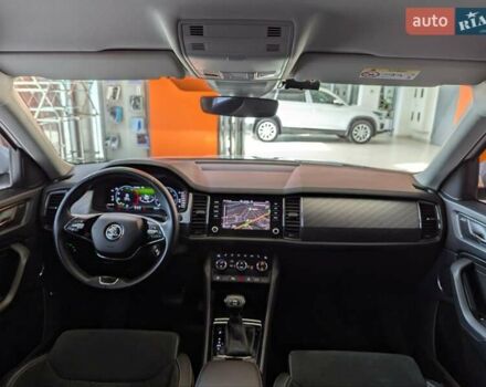Белый Шкода Kodiaq, объемом двигателя 1.97 л и пробегом 80 тыс. км за 37500 $, фото 54 на Automoto.ua