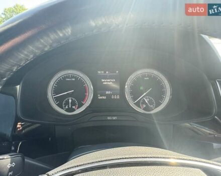 Белый Шкода Kodiaq, объемом двигателя 1.98 л и пробегом 104 тыс. км за 35300 $, фото 42 на Automoto.ua