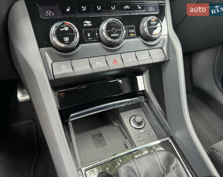 Белый Шкода Kodiaq, объемом двигателя 1.97 л и пробегом 147 тыс. км за 39990 $, фото 41 на Automoto.ua