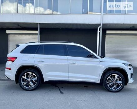 Белый Шкода Kodiaq, объемом двигателя 2 л и пробегом 10 тыс. км за 44500 $, фото 27 на Automoto.ua