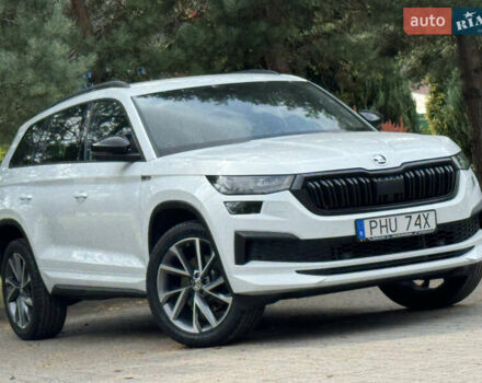 Белый Шкода Kodiaq, объемом двигателя 1.97 л и пробегом 147 тыс. км за 39990 $, фото 6 на Automoto.ua