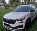 Белый Шкода Kodiaq, объемом двигателя 2 л и пробегом 48 тыс. км за 38000 $, фото 3 на Automoto.ua