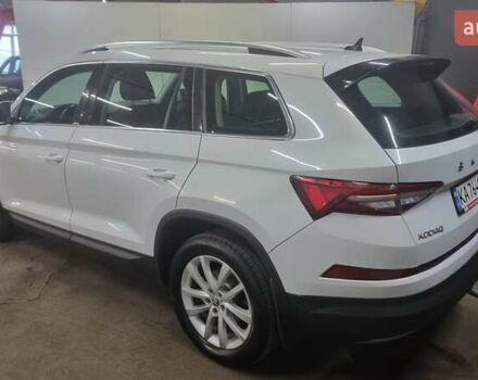 Білий Шкода Kodiaq, об'ємом двигуна 1.98 л та пробігом 209 тис. км за 23800 $, фото 3 на Automoto.ua
