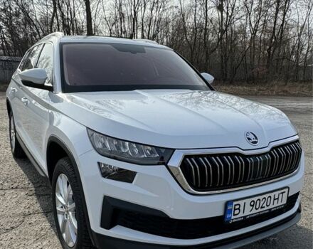 Белый Шкода Kodiaq, объемом двигателя 2 л и пробегом 9 тыс. км за 43900 $, фото 3 на Automoto.ua