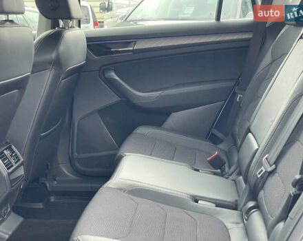 Белый Шкода Kodiaq, объемом двигателя 1.97 л и пробегом 29 тыс. км за 33600 $, фото 37 на Automoto.ua
