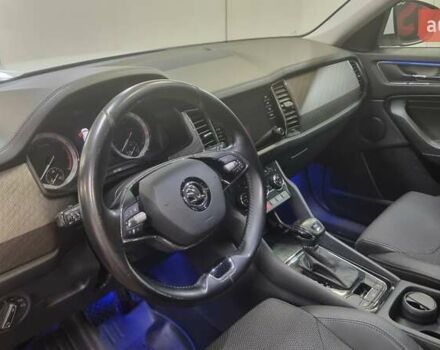 Білий Шкода Kodiaq, об'ємом двигуна 1.98 л та пробігом 209 тис. км за 23800 $, фото 11 на Automoto.ua