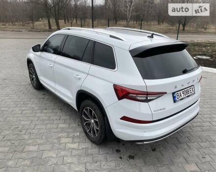 Білий Шкода Kodiaq, об'ємом двигуна 1.98 л та пробігом 27 тис. км за 45000 $, фото 5 на Automoto.ua