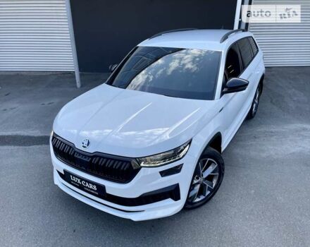 Белый Шкода Kodiaq, объемом двигателя 2 л и пробегом 10 тыс. км за 44500 $, фото 9 на Automoto.ua