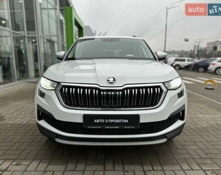 Белый Шкода Kodiaq, объемом двигателя 1.98 л и пробегом 131 тыс. км за 30990 $, фото 7 на Automoto.ua